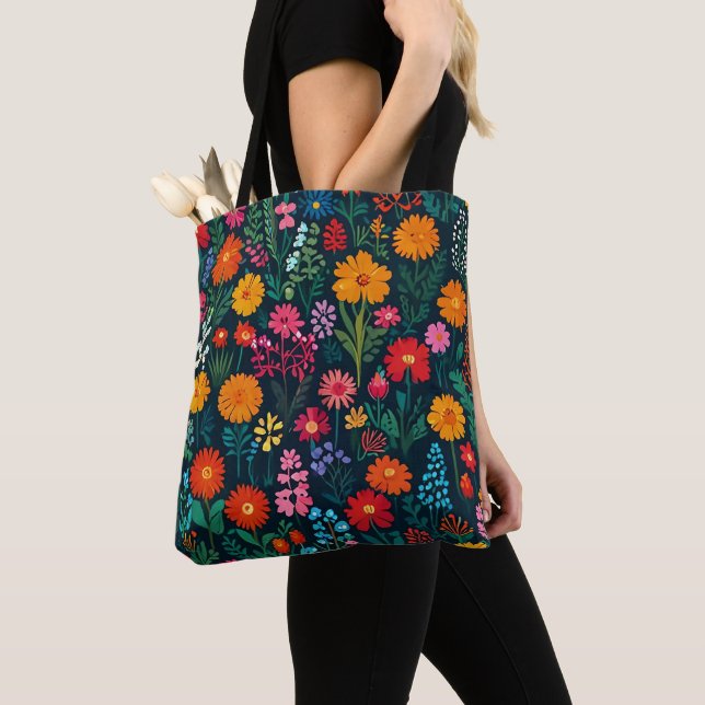 GARTENBLUMEN TASCHE (Von Nahem)