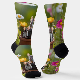 "Gartenmisserfolg: Drei Mäuse in Blumentöpfen" Socken