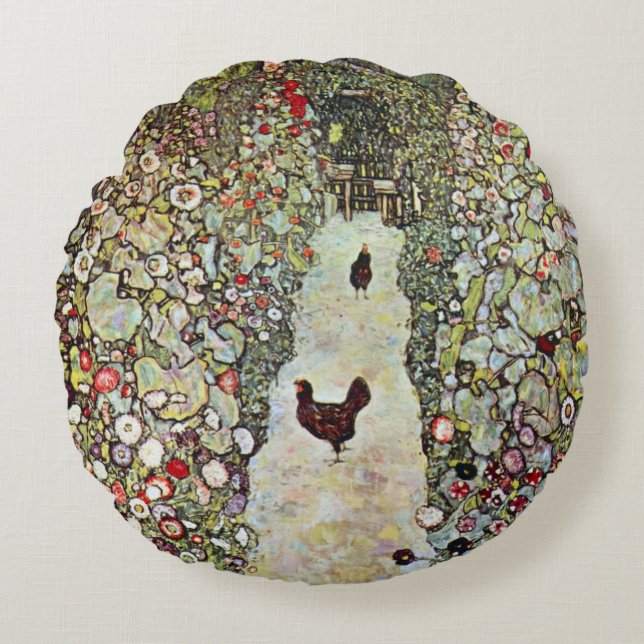 Gartenweg mit Hühnern, Gustav Klimt, Jugendstil Rundes Kissen (Vorderseite)