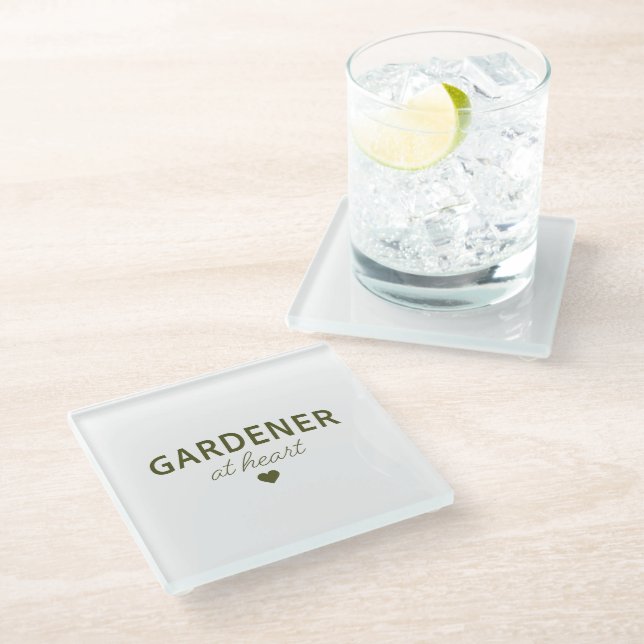 GÄRTNER AUS LEIDENSCHAFT - Dunkelgrüner Text auf G Glasuntersetzer (Schrägansicht)