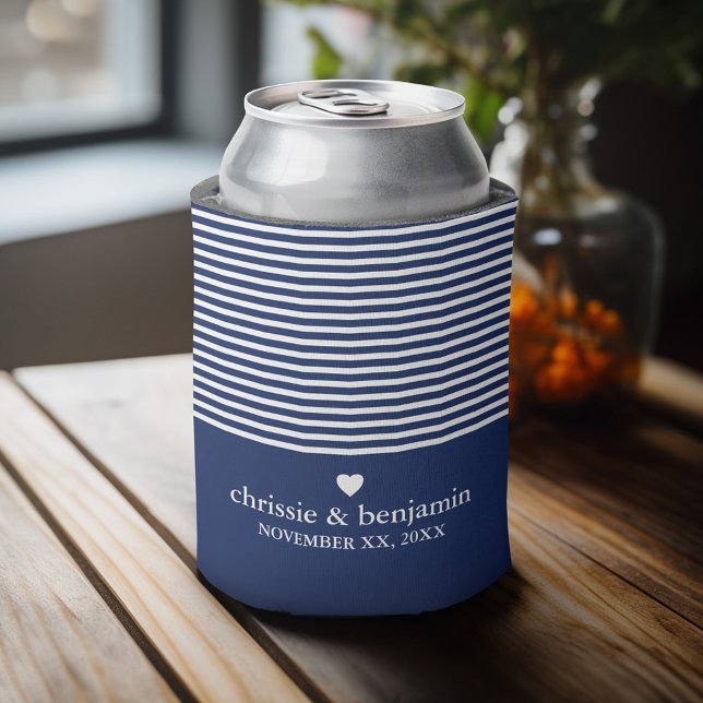Gastgeschenk Hochzeit Custom Bride Groom Date Stri Dosenkühler (Personalized Can Cooler - Add Your name for a great wedding anniversary party favor)