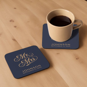 Gastgeschenk Hochzeit Mr & Mrs. Elegant Script Nam Rechteckiger Pappuntersetzer