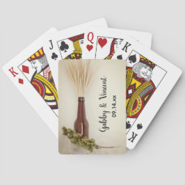 Gastgeschenk Hochzeit von getrocknetem Weizen und  Spielkarten