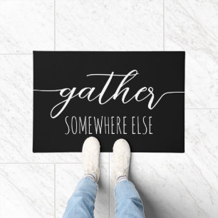Gather irgendwo anders Spaß Introvert Black Fußmatte