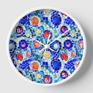 Gaudi Inspiriert Multicolor-Mosaikmuster Uhr