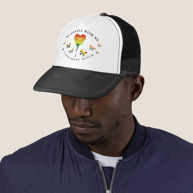 Gay LGBTQ Pride Month Rainbow Heart Butterfells Truckerkappe (Beispiel)