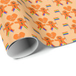Gay Men Christmas Gingerbread Geschenkpapier<br><div class="desc">Dieses phantastische Verpackungspapier zeigt ein digitales Kunstbild eines niedlichen Lebkuchenpaares Gay Male. Die Lebkuchenmänner haben regenbogenfarbene Ringe an ihren Beinen, die den Farben der Stolzflagge entsprechen. Sie haben grüne und rote Tasten und winken jeweils eine regenbogenfarbene Flagge. Beide haben ein großes Lächeln. Über dem Paar liegt ein Lebkuchenherz, das ihre...</div>