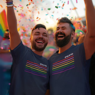 Gay Pride Monat LGBTQ Rainbow Farbige Textrollstre T-Shirt