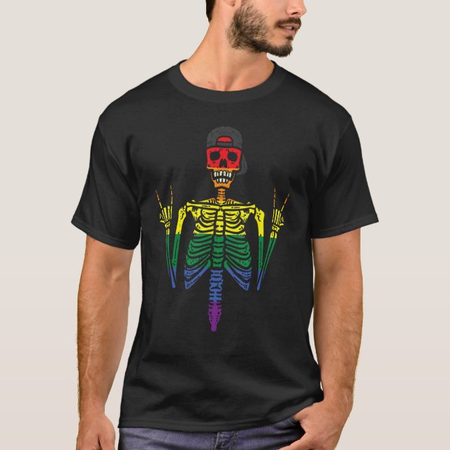 Gay Skeleton Rock Rainbow Pride Flag Lgbt Rocker B T-Shirt (Vorderseite)