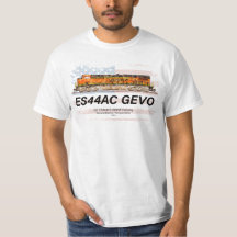 GE ES44AC GEVO Locomotive und amerikanische Flagge