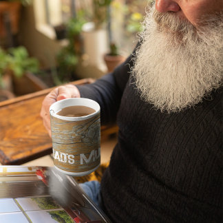 Gealterte Holzkorn Holzplanke Kaffeetasse
