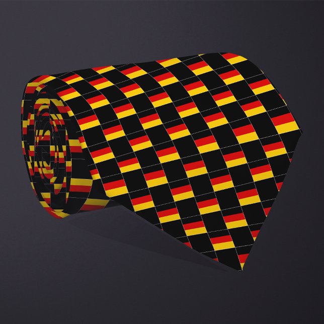 Geändertes deutsches Flaggenmuster Krawatte (Von Creator hochgeladen)