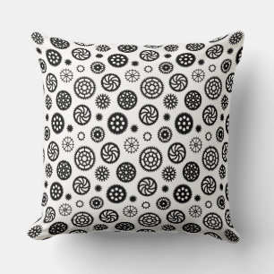 Gears Pattern 070819 - Schwarz auf Weiß Kissen