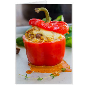 Gebackene Paprikaschoten mit Fleischsoße und Käse