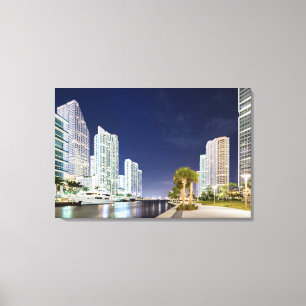Gebäude entlang dem Miami-Fluss Riverwalk Leinwanddruck