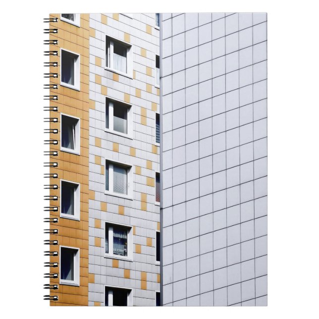 Gebäude weiß und orange notizblock (Vorderseite)