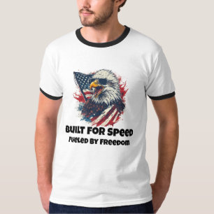 Gebaut für Geschwindigkeit. Angetrieben von Freihe T-Shirt