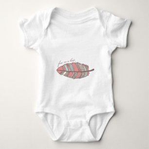Geben Sie als Vogel-Stammes- Feder frei Baby Strampler