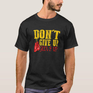 Geben Sie den Handschuh auf der Boxcoach-Schulung  T-Shirt