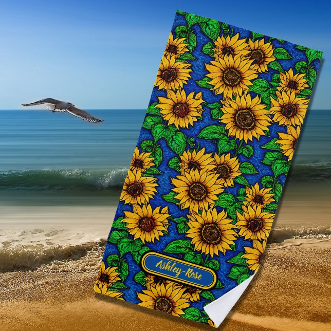 Geben Sie goldene Sonnenblumen und Blätter auf Dun Strandtuch (Von Creator hochgeladen)