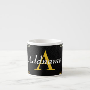 Geben Sie Ihren Namen und den ersten Espressotasse