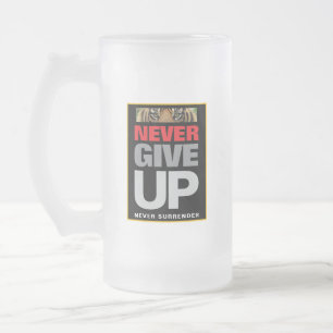 Geben Sie niemals auf, nie auf Erfolgsquote verzic Mattglas Bierglas