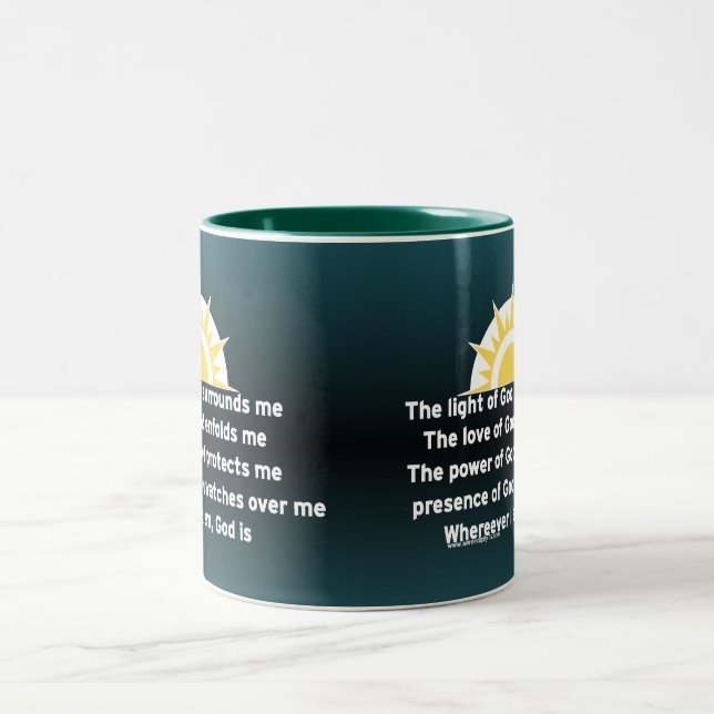 Gebet des Schutzes Zweifarbige Tasse (Mittel)
