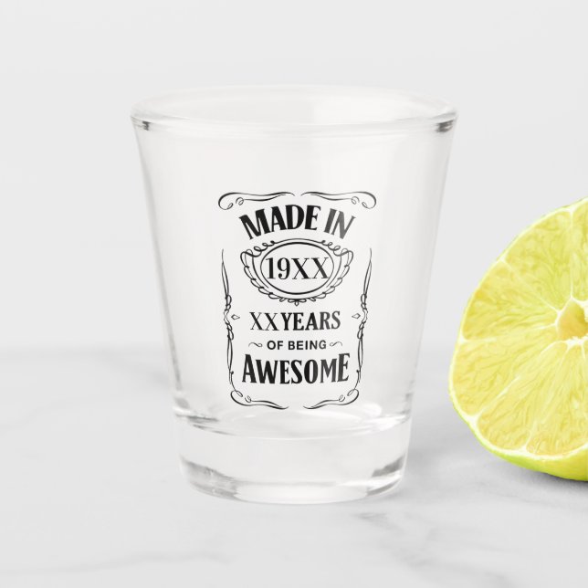 Gebildet im Jahr XX Jahre phantastischer Zollabfer Schnapsglas (Vorderseite)