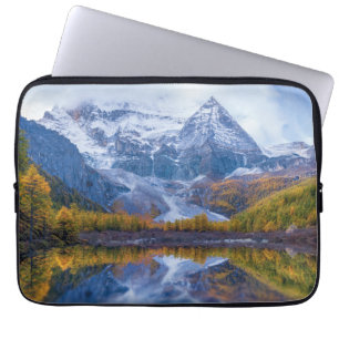Gebirge   Himalaya-Berge, China Laptopschutzhülle