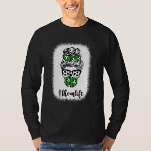 gebleicht Messy Bun Hair Tragen Fußball Sonnenbril T-Shirt