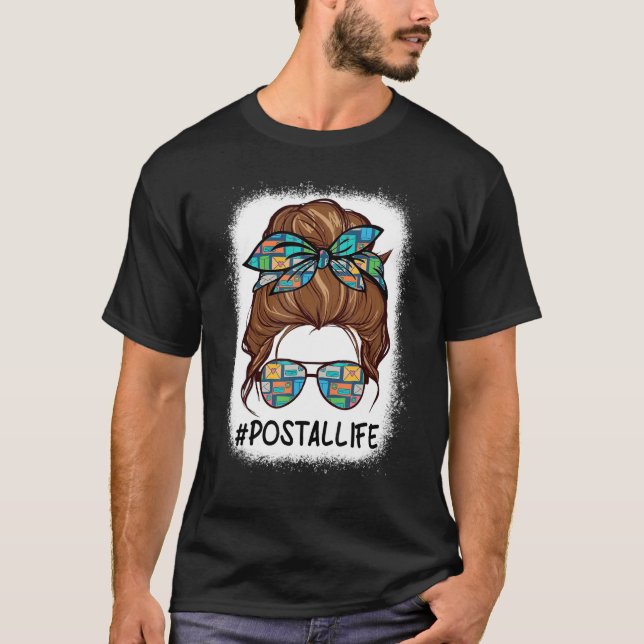 Gebleicht Postleben Mama Leopard Messy Bun Mütter T-Shirt (Vorderseite)