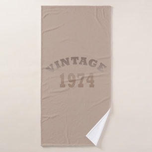 Geboren 1974 Vintages Geburtstagsgeschenk Badehandtuch