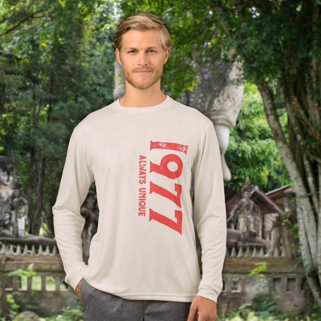 Geboren 1977 immer einzigartig Tri-Blend shirt (Von Creator hochgeladen)