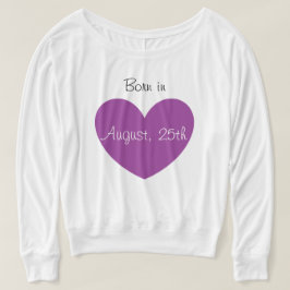 Geboren im August Personalisierte Lila Herzdruckau T-Shirt