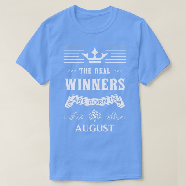 Geboren im August T-Shirt (Design vorne)