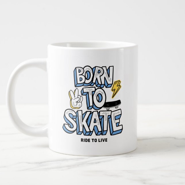 Geboren zum Skate Jumbo-Tasse (Links)