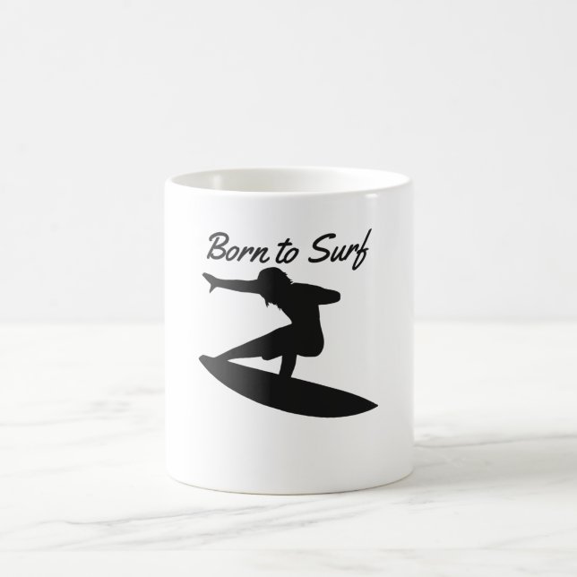 Geboren zum Surfen Kaffeetasse (Mittel)