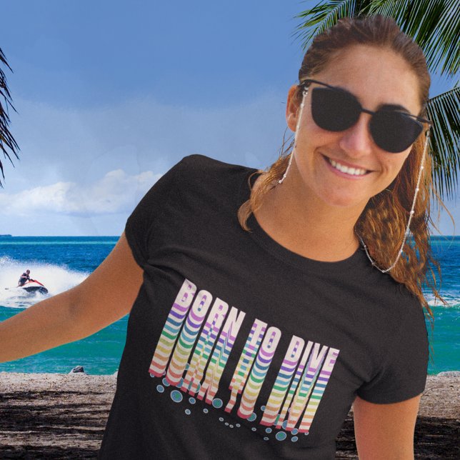 Geboren zum Tauchen T-Shirt (Von Creator hochgeladen)