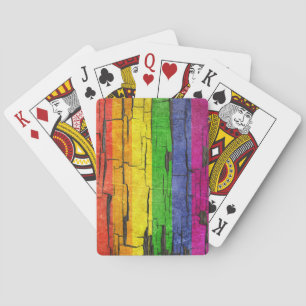 Gebrochene Regenbogen-Gay Pride-Flagge abgezogener Spielkarten