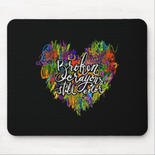 Gebrochene Wachsmalstifte färben das Herz - Bewuss Mousepad