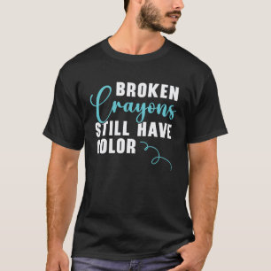 Gebrochene Wachsmalstifte haben immer noch Farbe M T-Shirt