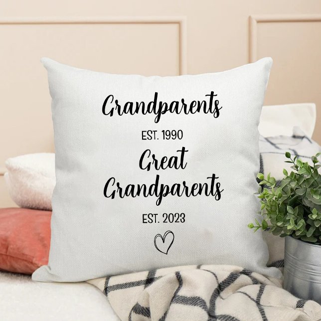 Geburtsankündigung | Nach Großeltern befördert Kissen (Birth Announcement | Promoted to Great Grandparent Throw Pillow)