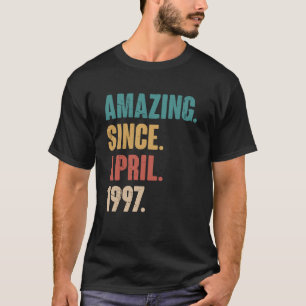 Geburtstag 26. Dekoration Phantastisch seit April T-Shirt