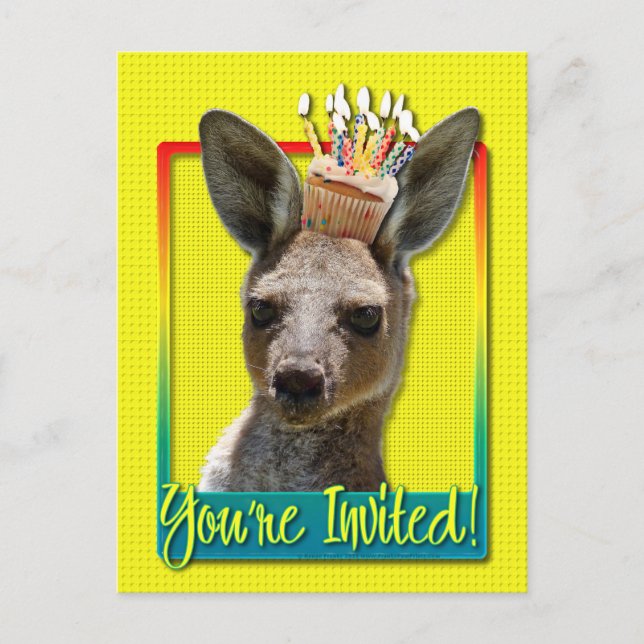 Geburtstag Cupcake - Kangaroo Einladungspostkarte (Vorderseite)
