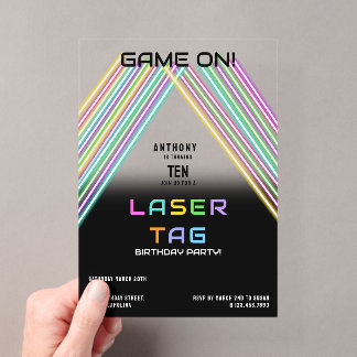 Geburtstagsfeier mit farbenfrohem Neon-Laser-Tag G Acryleinladungen