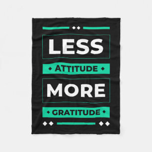 Geburtstagsgeschenk weniger Attitude Mehr Dankbark Fleecedecke