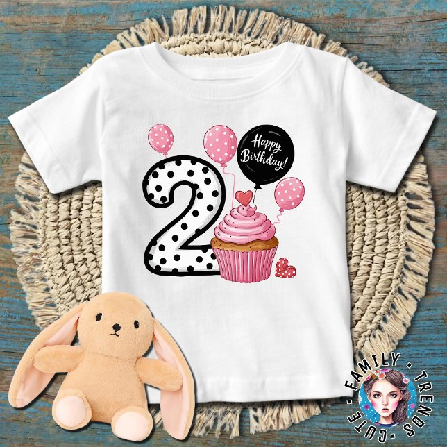 Geburtstagskuchen Baby T-shirt (Von Creator hochgeladen)