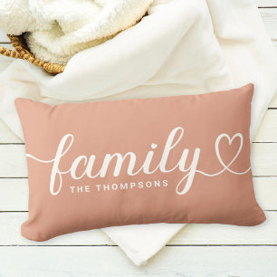 Gedämpfte Clay Family Heart Schrift Monogramm Lendenkissen