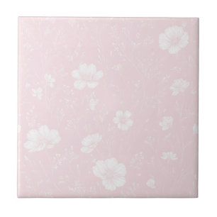 Gedämpftes sanftes Rosa und Weißes Wildblumenmuste Fliese