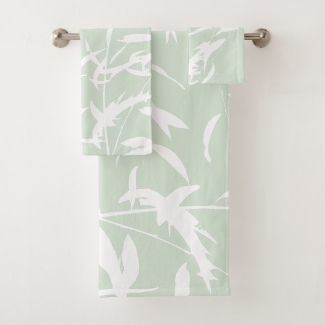 Gedecktes Grün der wild lebenden Silhouette Badhandtuch Set (Insitu)